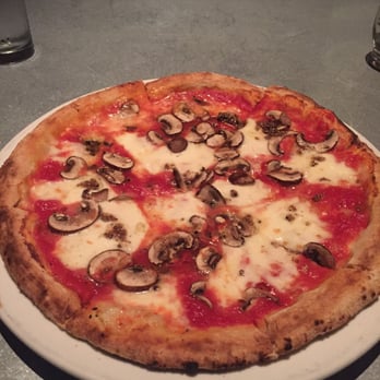 Alleia - Mushroom pizza with truffle oil. It was good. - Italian Near Me - Chattanooga, Tennessee Alleia - Mushroom pizza with truffle oil. It was good. - Italian Near Me - Chattanooga, Tennessee