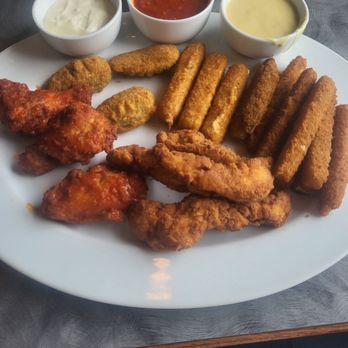 Whippany Diner - Appetizer sampler - Diners Near Me - Whippany, New Jersey