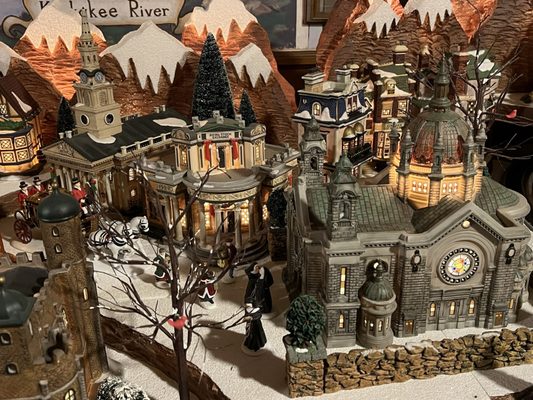 White Fence Farm Main Restaurant by null