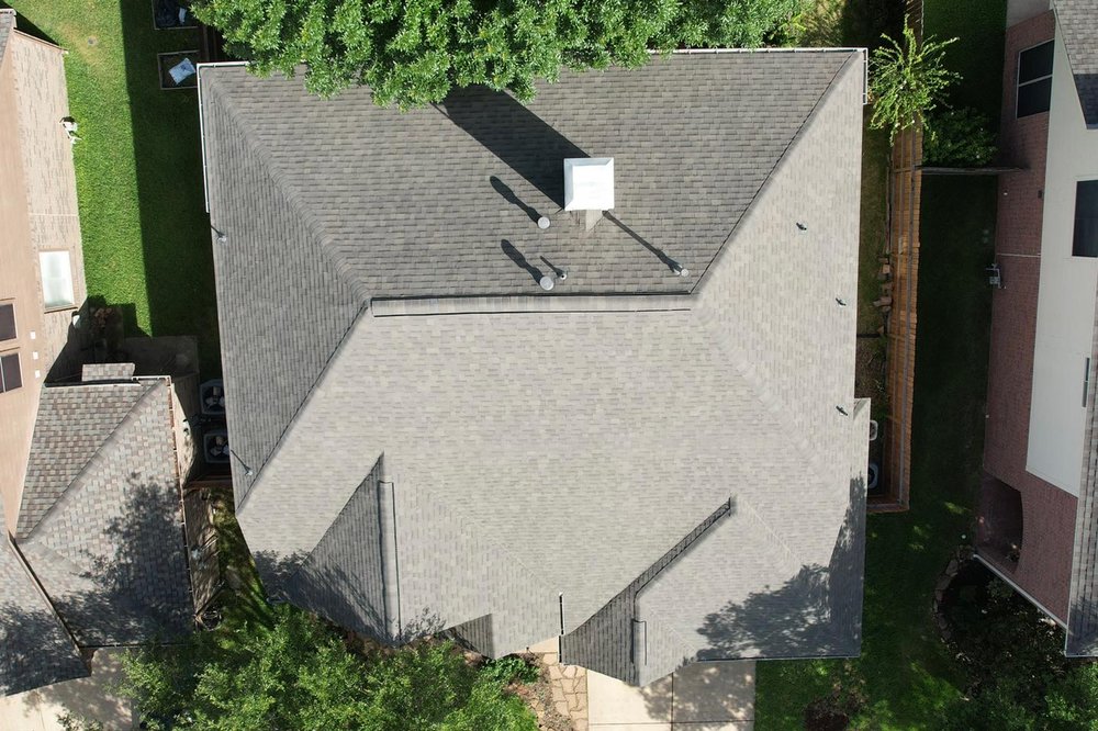 Slide of Vista Roofing and Restoration