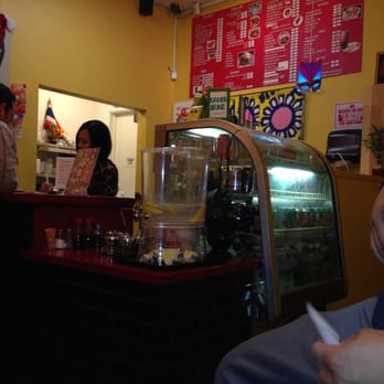 Khun 9 Thai Kitchen - Cute little joint, bright decor - Thai Near Me - Torrance, California