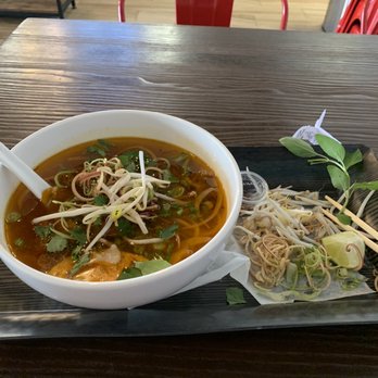 Yen's Kitchen - Spicy Beef Vermicelli did NOT disappoint - Vietnamese Near Me - Lake Worth, Florida