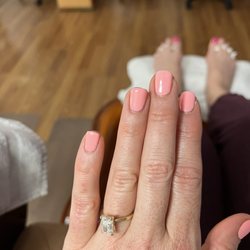 Lavender Nails Spa - Gel manicure