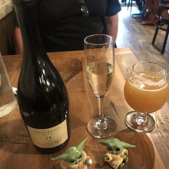 Mercurio’s - Prosecco and IPA, the Dancing Gnome - Pizza Near Me - Pittsburgh, Pennsylvania Mercurio’s - Prosecco and IPA, the Dancing Gnome - Pizza Near Me - Pittsburgh, Pennsylvania