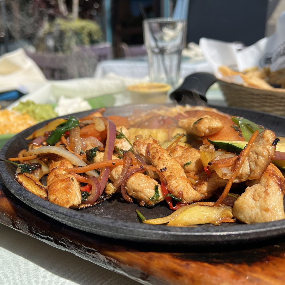 Are Comfort Dogs Allowed In Restaurants In California