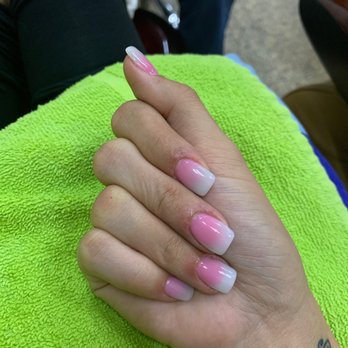 ChiChi Nails & Spa - Gorgeous ombré set! First time and I love this style! - Nail Salons Near Me - Riverside, California ChiChi Nails & Spa - Gorgeous ombré set! First time and I love this style! - Nail Salons Near Me - Riverside, California