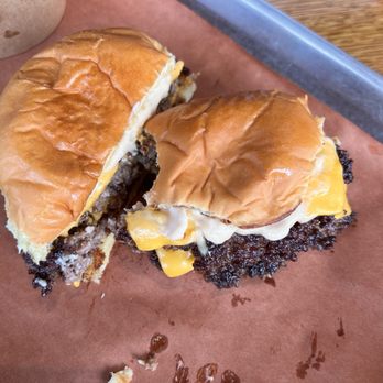 Botto's BBQ - Original double smash burger - Barbeque Near Me - Portland, Oregon