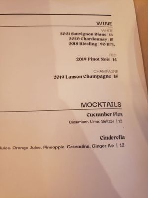 Gamehaus New York - Sports Bar, Beer Hall, Food & Games by null