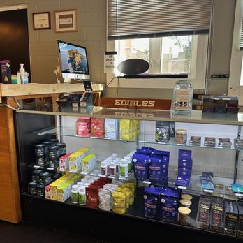 Heal Tree CBD - Vitamins & Supplements Near Me - Durham, North Carolina Heal Tree CBD - Vitamins & Supplements Near Me - Durham, North Carolina