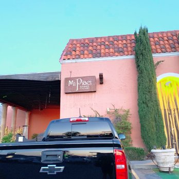 Mi Piaci Restaurant - Outside of the restaurant - Italian Near Me - El Paso, Texas