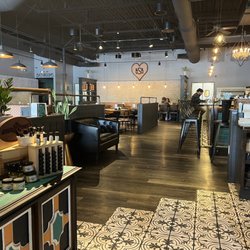 BD4: A Burger Joint - Cool bar