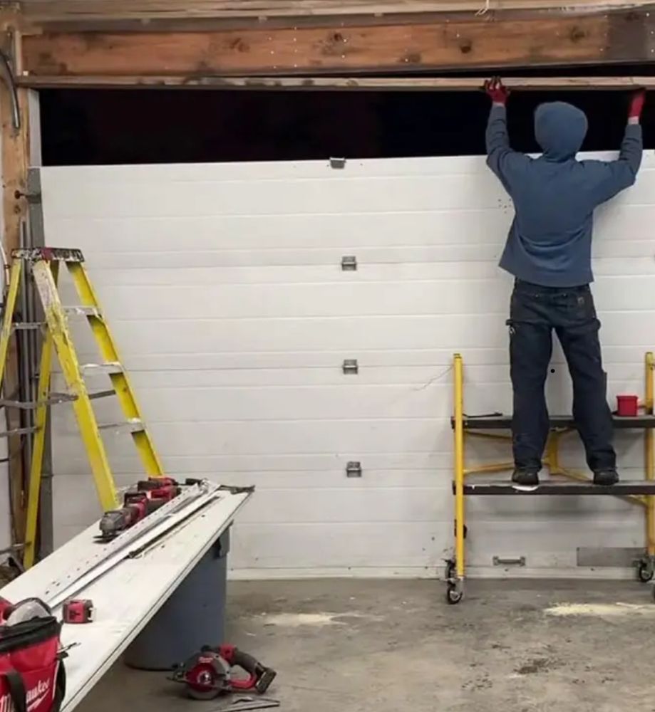 Franklyn's Garage Doors - Garage Door Contractor in Colorado Springs, CO