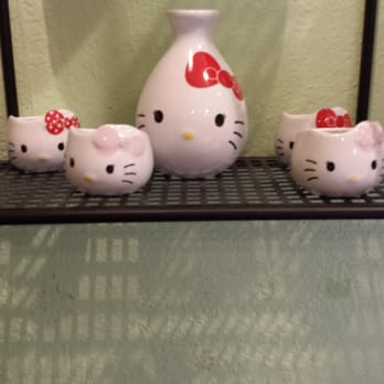 Roasting Water - Hello Kitty cups - Coffee & Tea Near Me - Westminster, California Roasting Water - Hello Kitty cups - Coffee & Tea Near Me - Westminster, California