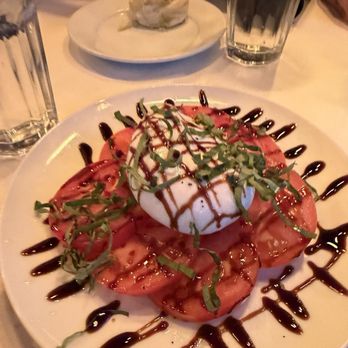 MA'S Italian Kitchen - BURRATA CAPRESE - Italian Near Me - Burbank, California