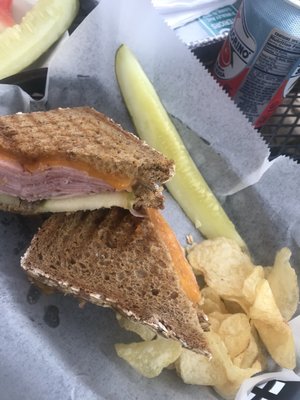 Anne S Kitchen Table 70 Photos 144 Reviews Sandwiches 11 Wesley Ave Glenside Pa Restaurant Reviews Phone Number Menu
