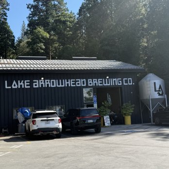 Lake Arrowhead Brewing - Lake Arrowhead Brewing Co outside view - Breweries Near Me - Lake Arrowhead, California