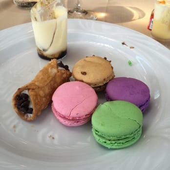 Creekside Grille Restaurant - Best macaroons and dessert selections. - New American Near Me - Temecula, California