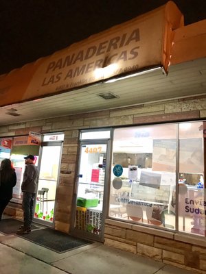 Las Americas Bakery