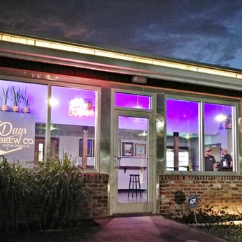 Brighter Days Brewing - the outside of the building - Brewpubs Near Me - Tarpon Springs, Florida