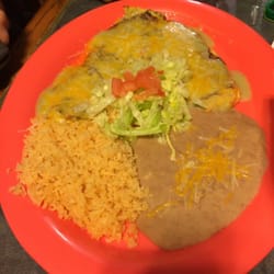Los Compas - Chile relleno plate
