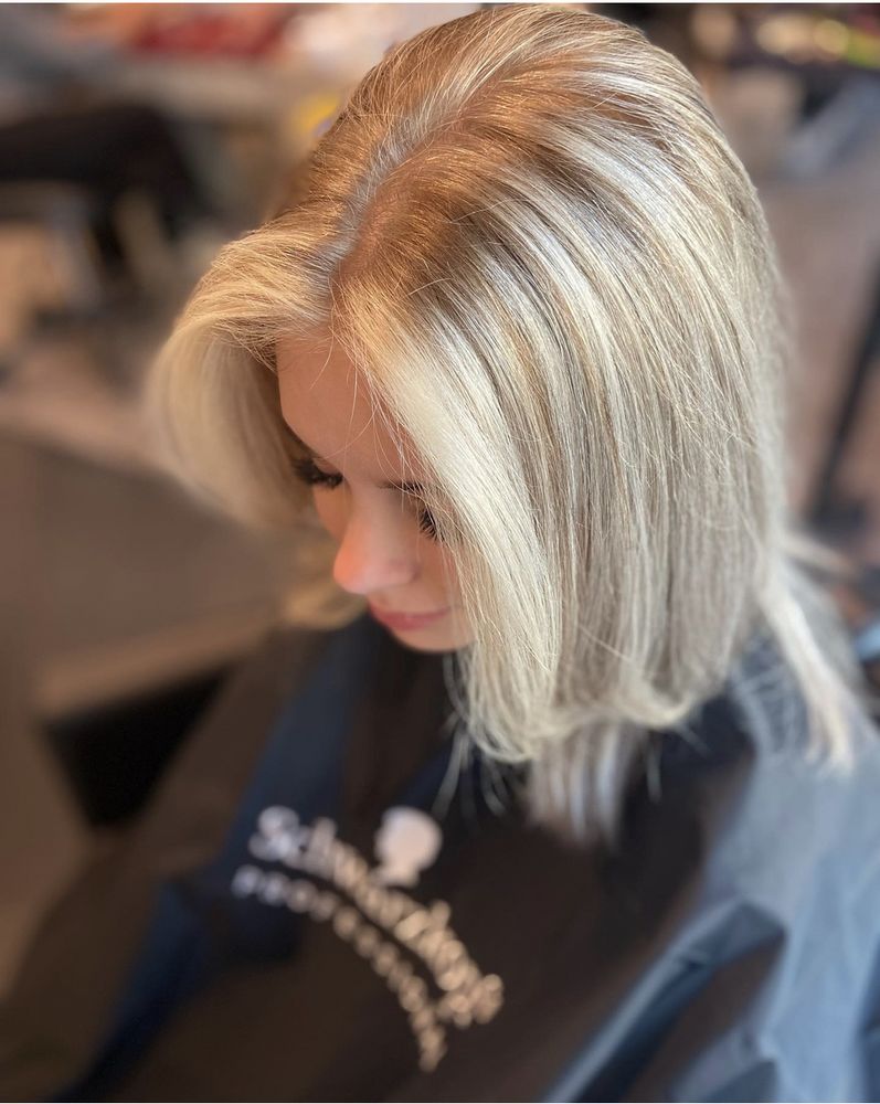 Sirius Day Spa, Salon & MedSpas Image