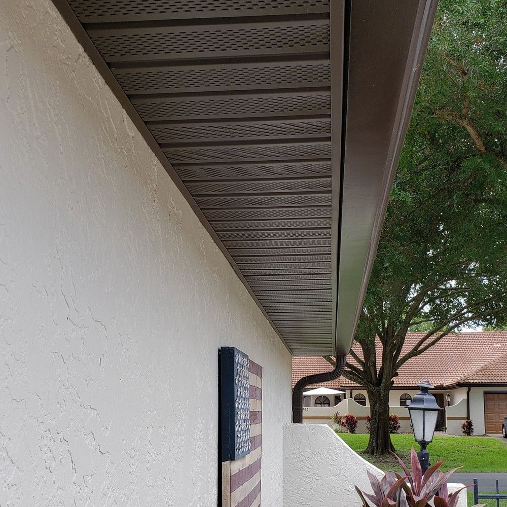 Screen Works Unlimited - Beautiful finished job and the wasps hate aluminum! - General Contractors Near Me - Sebring, Florida Screen Works Unlimited - Beautiful finished job and the wasps hate aluminum! - General Contractors Near Me - Sebring, Florida