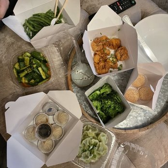 Dumpling House - Green beans, cucumber salad, Deep-Fried Wontons, Garlic Broccoli, Original Xiao Long Bao, Sesame Balls, Leek with Shrimp Dumplings - Dim Sum Near Me - San Francisco, California