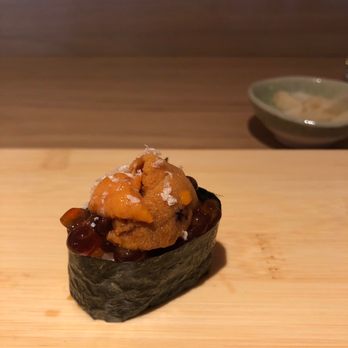 Sushi Nikko - Omakase: salmon roe - Sushi Bars Near Me - Long Island City, New York Sushi Nikko - Omakase: salmon roe - Sushi Bars Near Me - Long Island City, New York