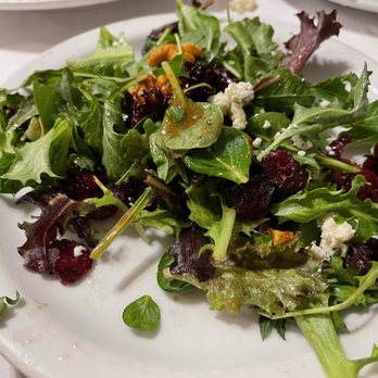 Brass Door - California Salad
field greens, dried cranberries, glazed walnuts, blue cheese crumbles, Balsamic vinaigrette - American Near Me - San Ramon, California Brass Door - California Salad
field greens, dried cranberries, glazed walnuts, blue cheese crumbles, Balsamic vinaigrette - American Near Me - San Ramon, California