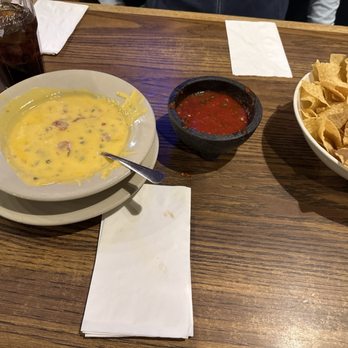 Los Molcajetes - Chili con queso and salsa - Mexican Near Me - Fort Worth, Texas Los Molcajetes - Chili con queso and salsa - Mexican Near Me - Fort Worth, Texas