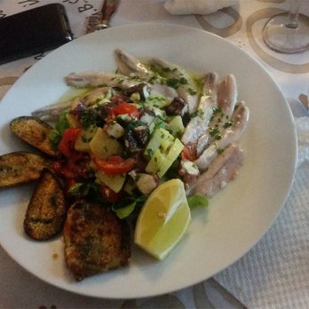 Planet Ristopub - Italian Near Me - Caltagirone, Connecticut
