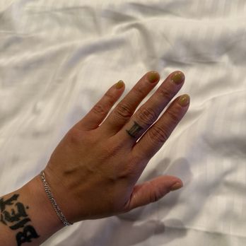 Glossy Nail Bar - builder gel, simple air brush center - Waxing Near Me - San Luis Obispo, California