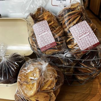 Goldstein's Bagels & Bialys - Day old bagels and bagel chips often available - Bagels Near Me - Boise, Idaho Goldstein's Bagels & Bialys - Day old bagels and bagel chips often available - Bagels Near Me - Boise, Idaho