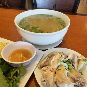 Pho Ga Hai Van - Pho Ga Combo (TikTok: @justandyvu) - Vietnamese Near Me - Westminster, California