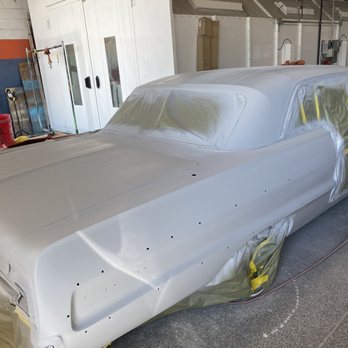 Diamond Collision - Primer - Body Shops Near Me - Hawaiian Gardens, California