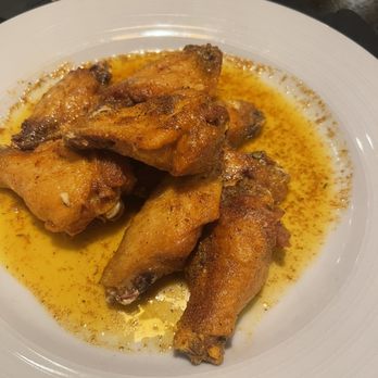 Hooked Seafood Restaurant - Wings - Seafood Near Me - Manchester, New Hampshire