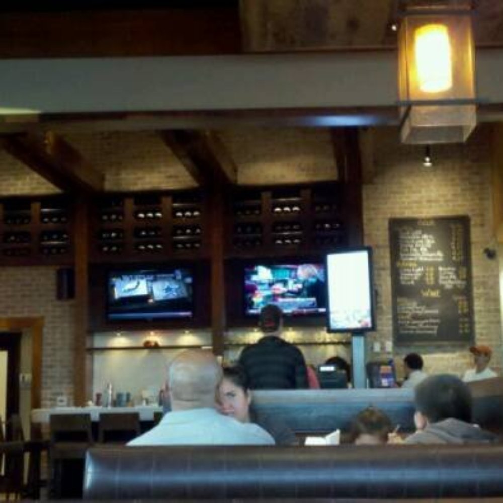 Hook Burger - Inside area. - Burgers Near Me - Oxnard, California Hook Burger - Inside area. - Burgers Near Me - Oxnard, California