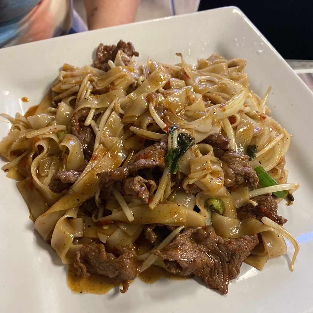 Drunken Noodles