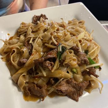 Bahn Thai Restaurant - Drunken Noodles - Thai Near Me - Louisville, Kentucky Bahn Thai Restaurant - Drunken Noodles - Thai Near Me - Louisville, Kentucky