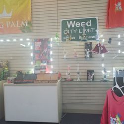 Vip Smoke & Wireless Middletown - Accessories