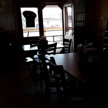 BP Smokehouse - Door to outside seating. - Barbeque Near Me - Tomah, Wisconsin