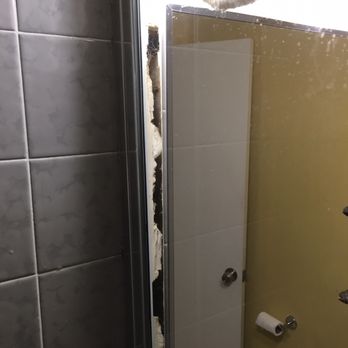 The Tides - Mirror hanging out of the drywall - Hotels Near Me - Laguna Beach, California