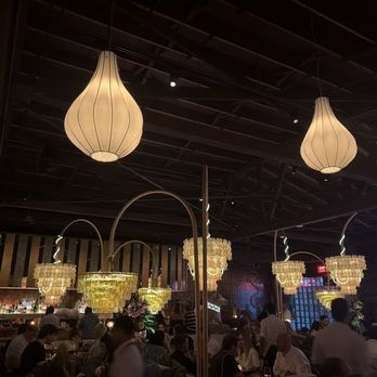Bad Roman - Ambiance - New American Near Me - Beverly Hills, California