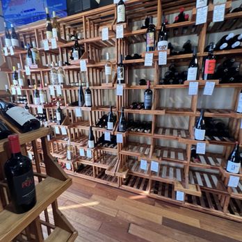 Slaters Market - Wine selection - Beer, Wine & Spirits Near Me - Alexandria, Virginia
