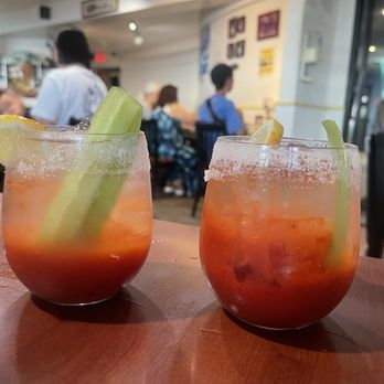 Eggs 'n Things - Waikiki Beach Eggspress - Double Bloody Mary and regular . Tasty - Breakfast & Brunch Near Me - Honolulu, Hawaii Eggs 'n Things - Waikiki Beach Eggspress - Double Bloody Mary and regular . Tasty - Breakfast & Brunch Near Me - Honolulu, Hawaii