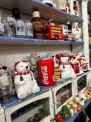 Grannie's Cookie Jars & Ice Cream Parlor by null