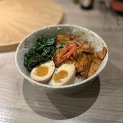 Sakura Yakiniku - Donburi with pork
