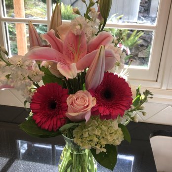LilyRoot Flowers - Bouquet for delivery - Florists Near Me - Portland, Oregon LilyRoot Flowers - Bouquet for delivery - Florists Near Me - Portland, Oregon