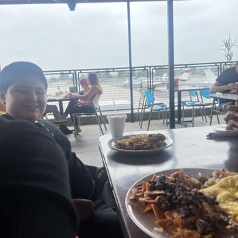 Annia's Kitchen - Yummy food - American Near Me - El Monte, California Annia's Kitchen - Yummy food - American Near Me - El Monte, California