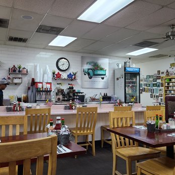 Paul's Country Kitchen - Inside seating - American Near Me - Placentia, California Paul's Country Kitchen - Inside seating - American Near Me - Placentia, California